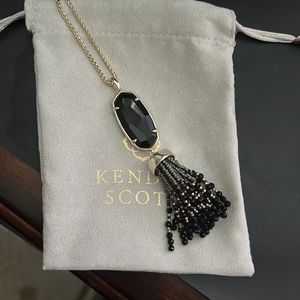 Kendra Scott Eva Long Pendant Necklace In Gold